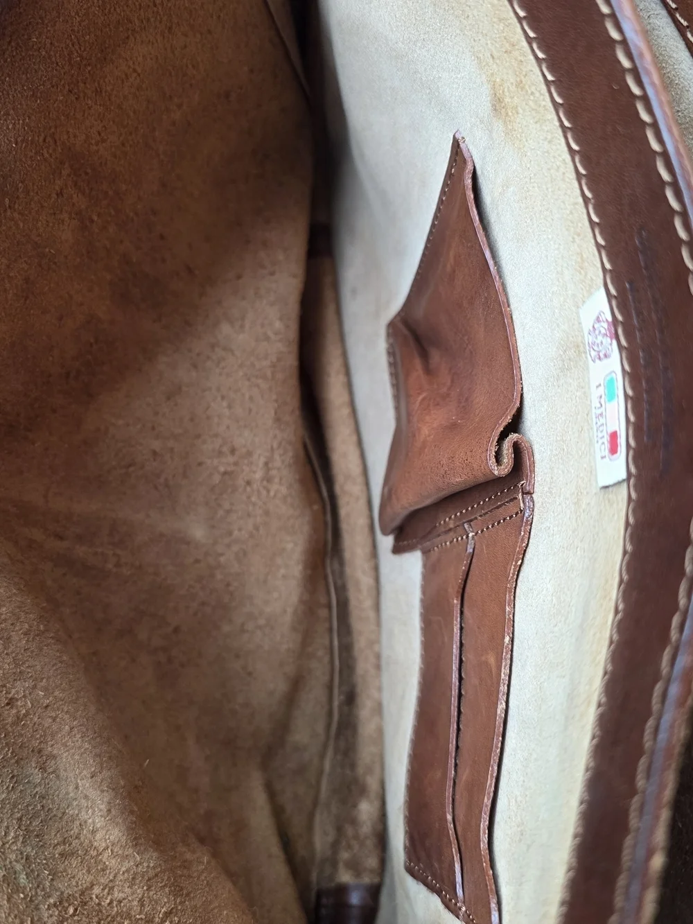 I Medici Italian Leather Crossbody Bag Cognac Flap Shoulder Vintage